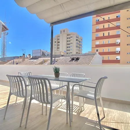 Atico Con Piscina En *